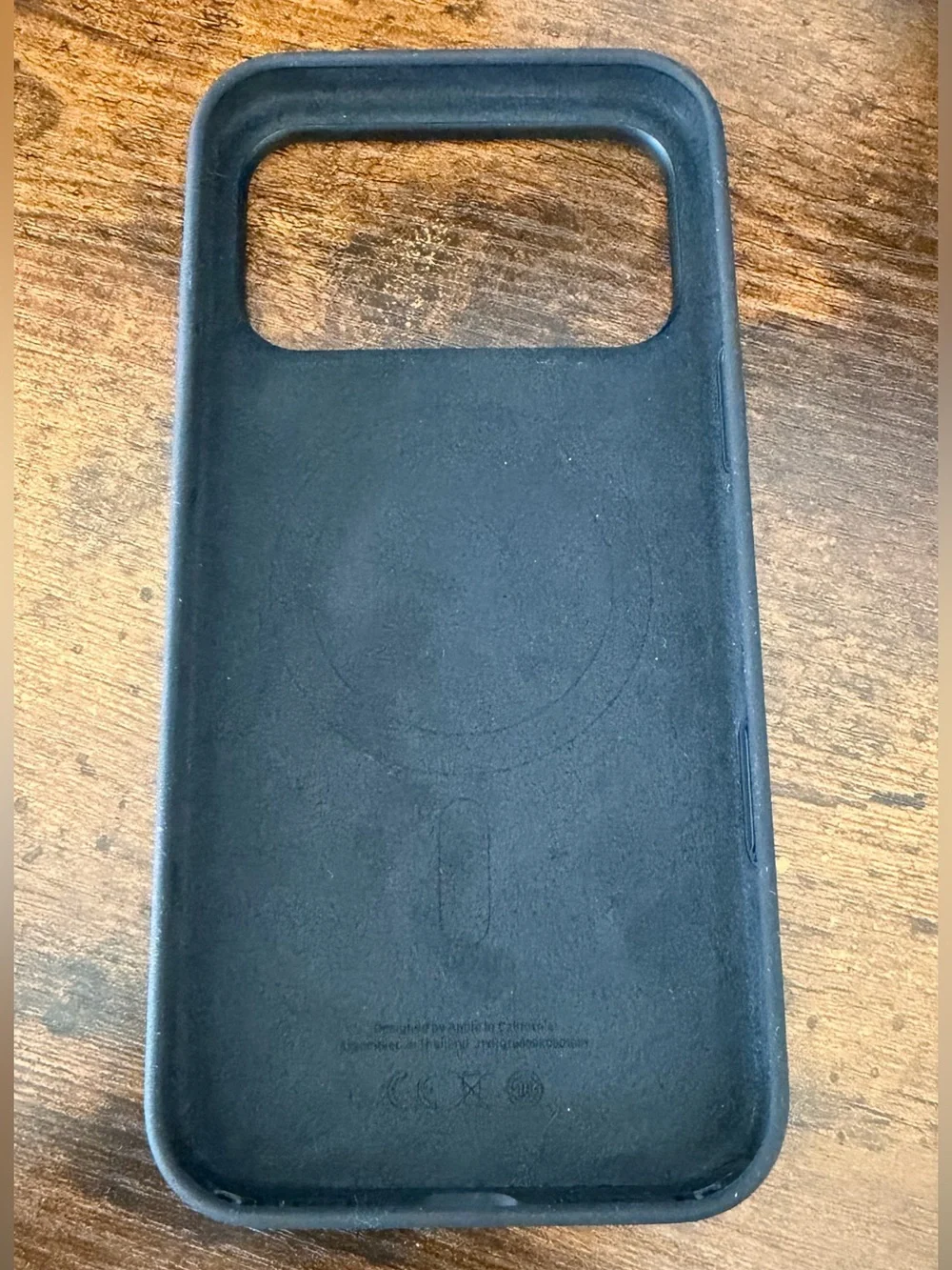 iPhone 17 pro max silicone case - Black MagSafe